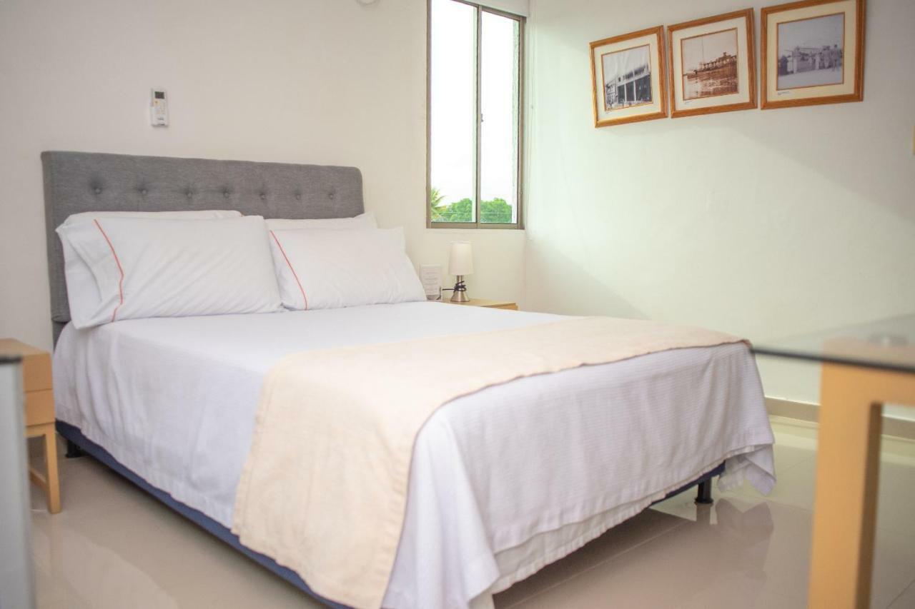 Onoma Hotel Lorica 外观 照片